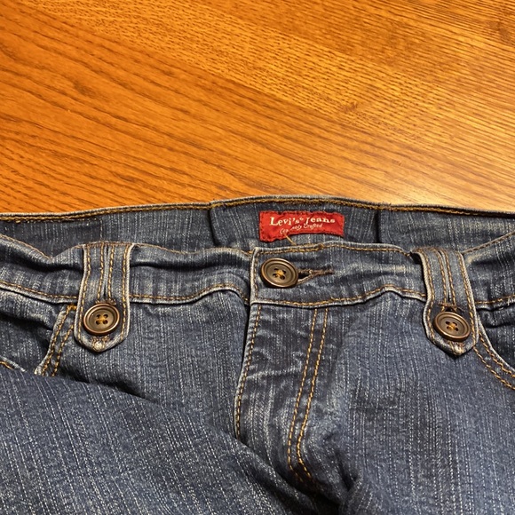 PERFECTLY SLIMMING LEVI'S JEANS - Picture 15 of 15
